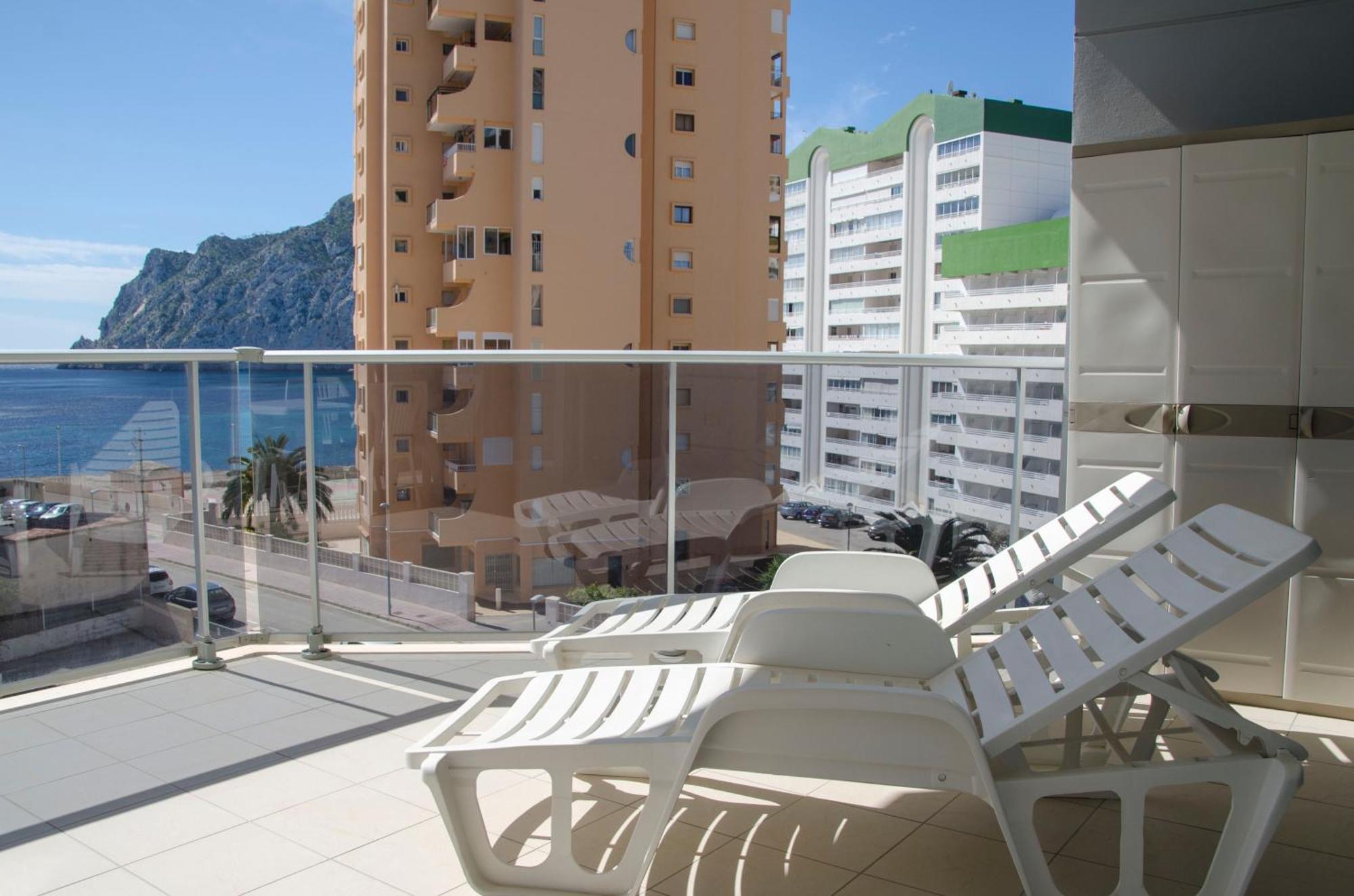 Apartamentos Entremares - Grupo Antonio Perles Калпе Екстериор снимка