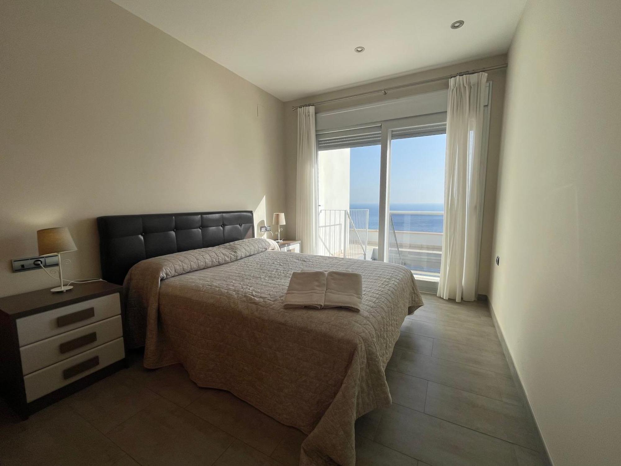 Apartamentos Entremares - Grupo Antonio Perles Калпе Екстериор снимка